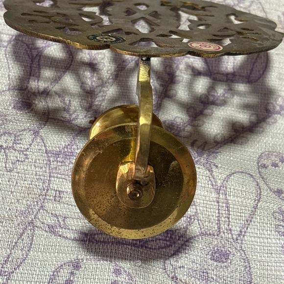 Chinoiserie Candle Sconce Pair two 2 solid brass medallion sconces wall décor - Picture 7 of 9